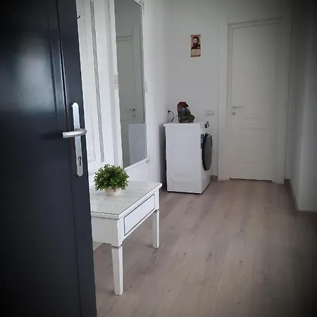 Garsoniera Luxury * Năvodari