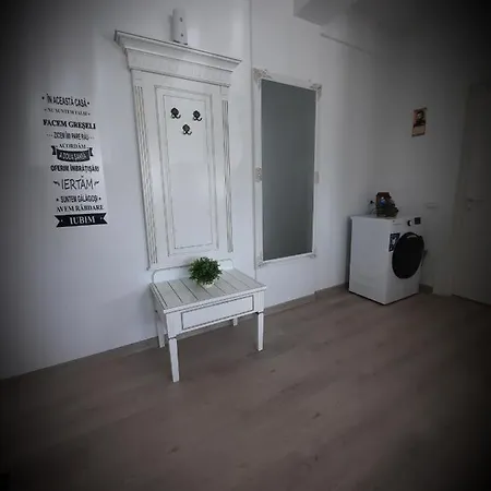 Garsoniera Luxury Apartament *